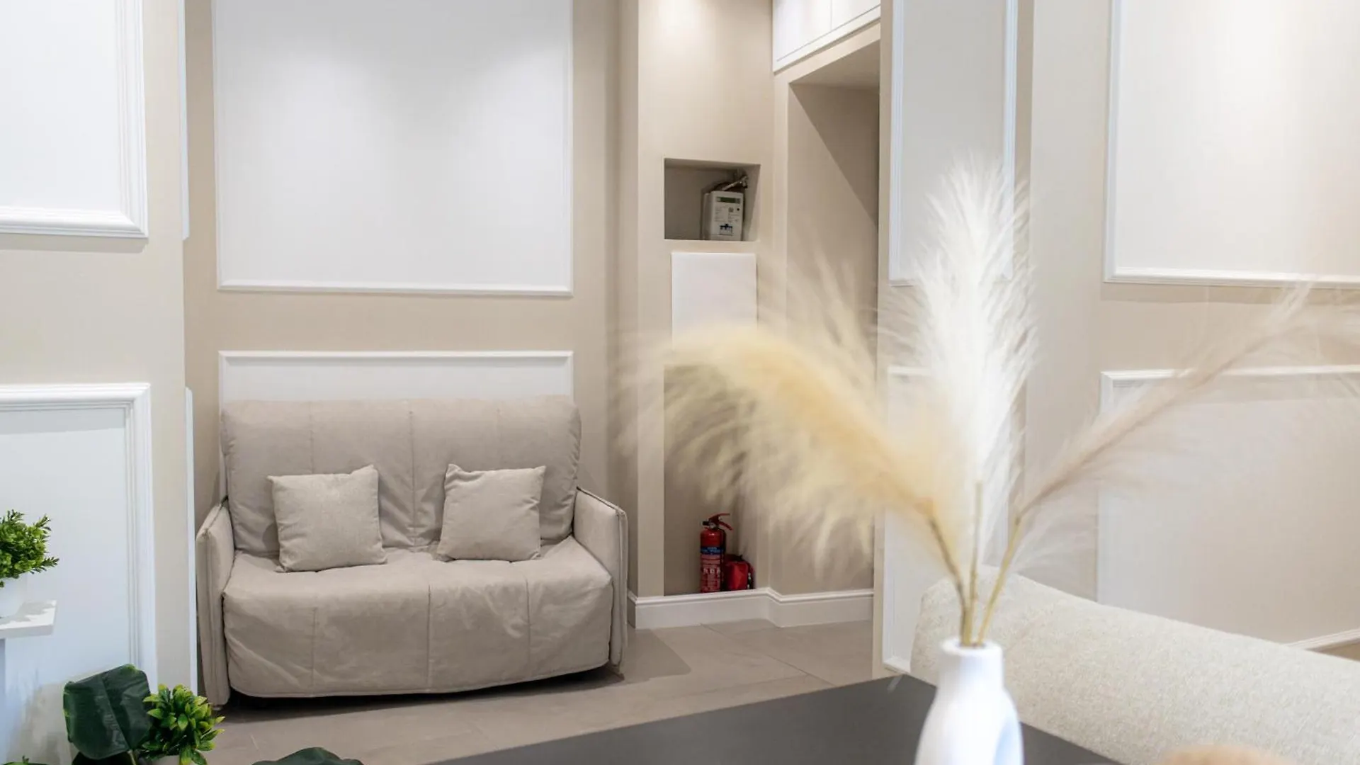Luma Rooms Rome 0*,  Italy