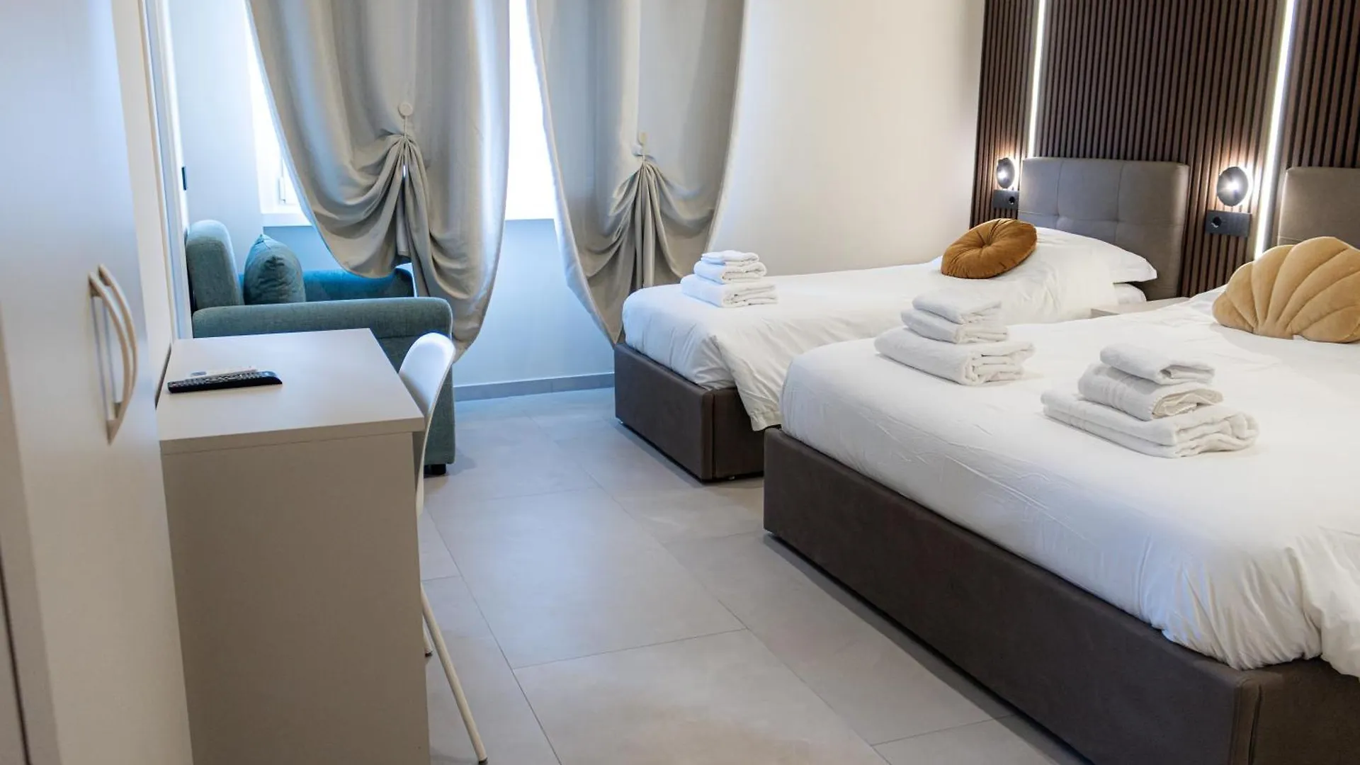 Luma Rooms Rome 0*,