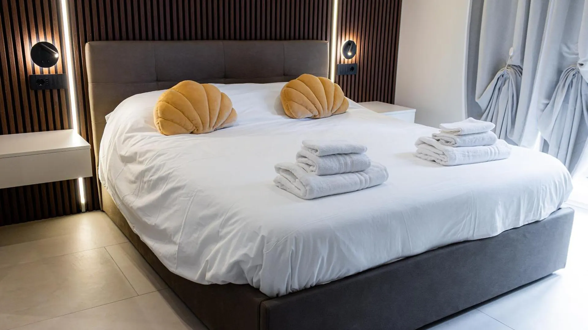 Guest house Luma Rooms Rome Italy